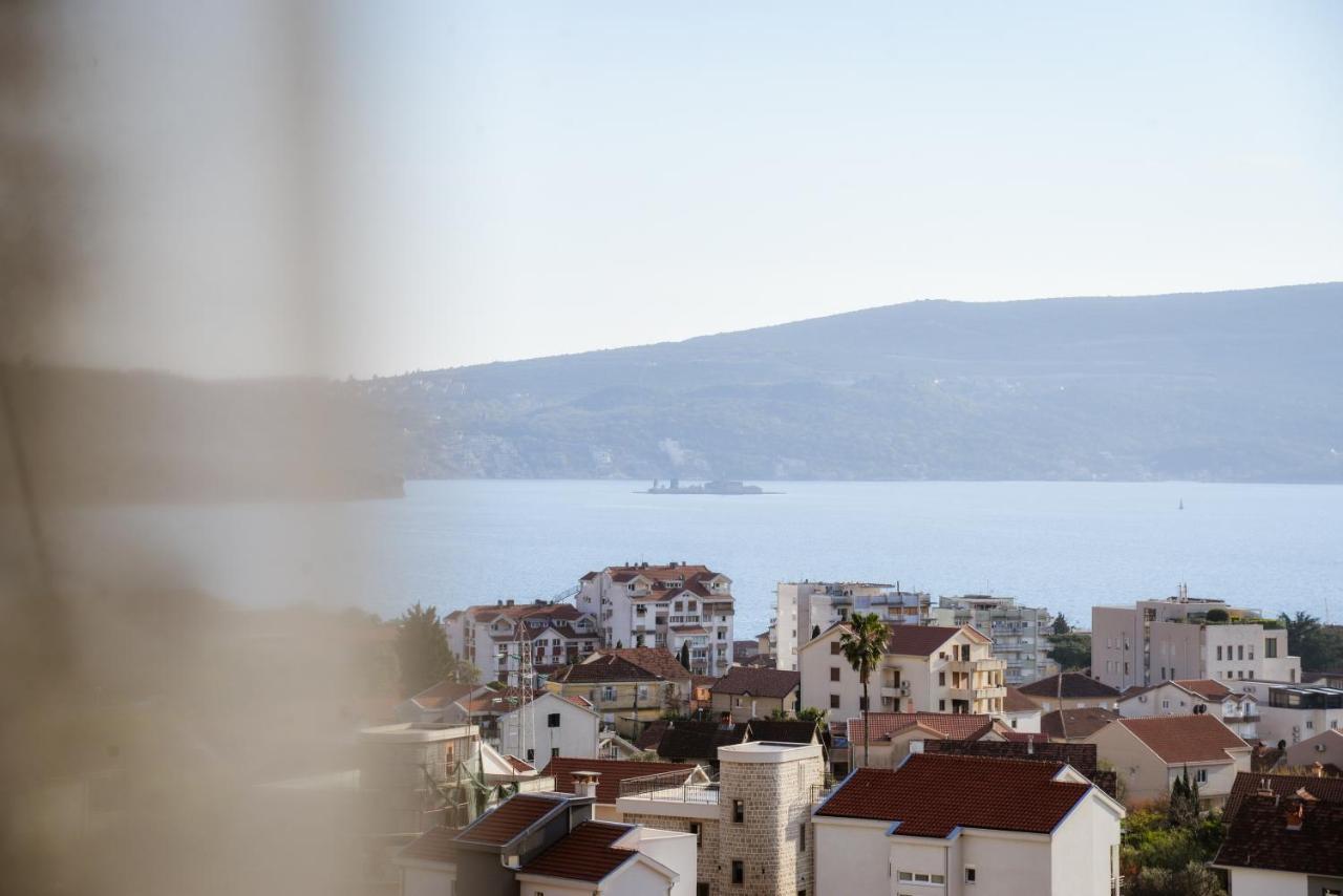 Iker Apartments Tivat Extérieur photo