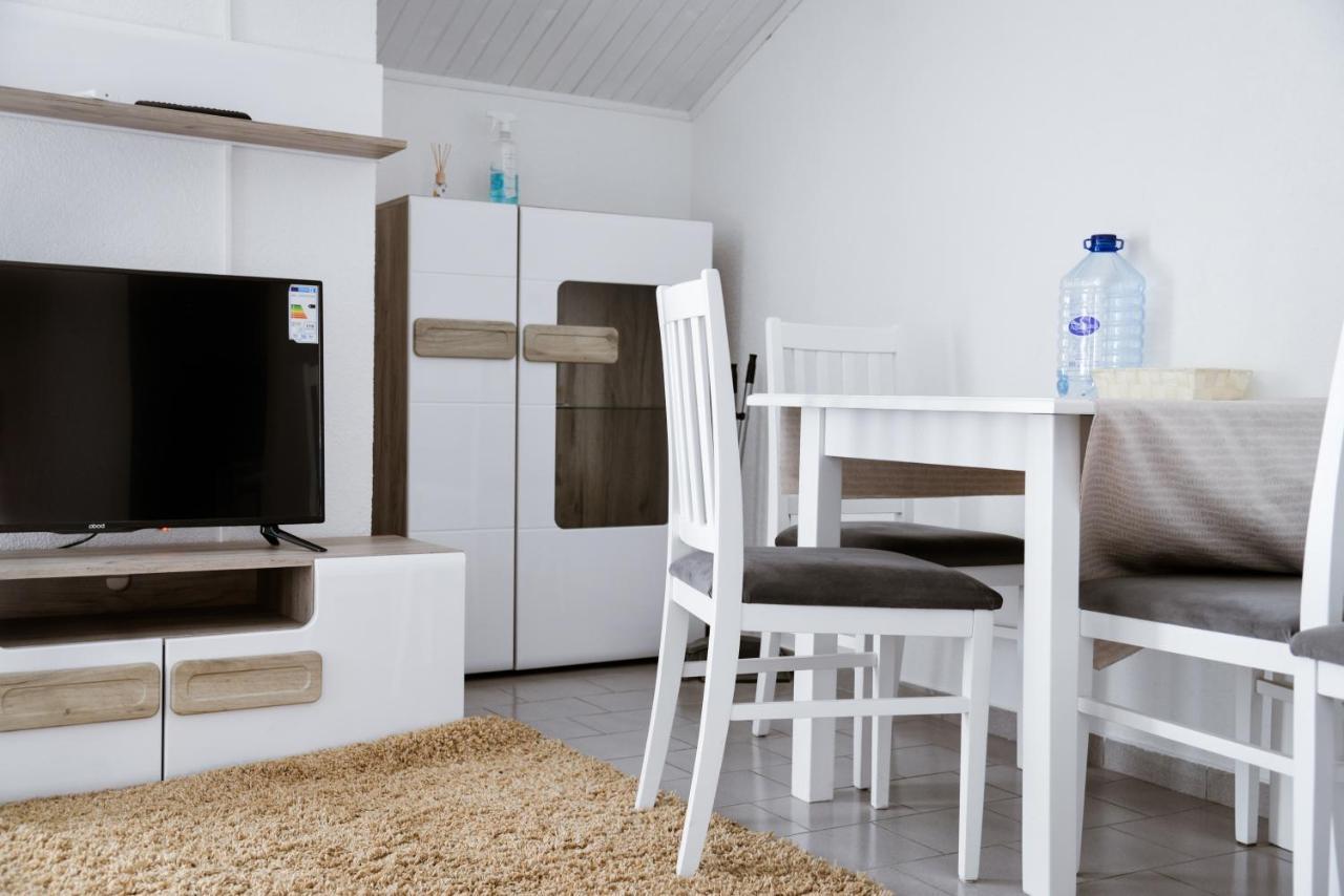 Iker Apartments Tivat Extérieur photo