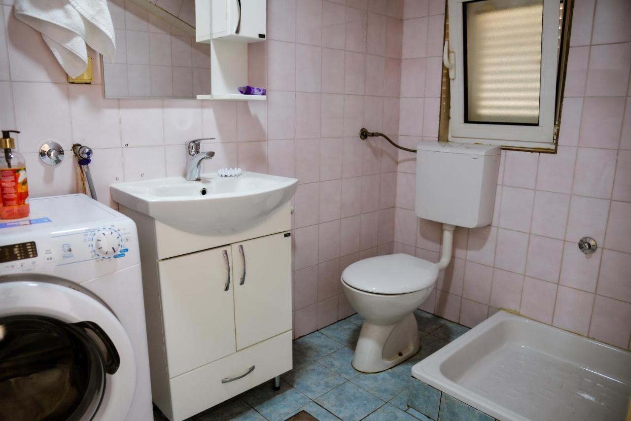 Iker Apartments Tivat Extérieur photo