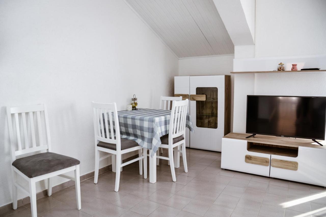 Iker Apartments Tivat Extérieur photo