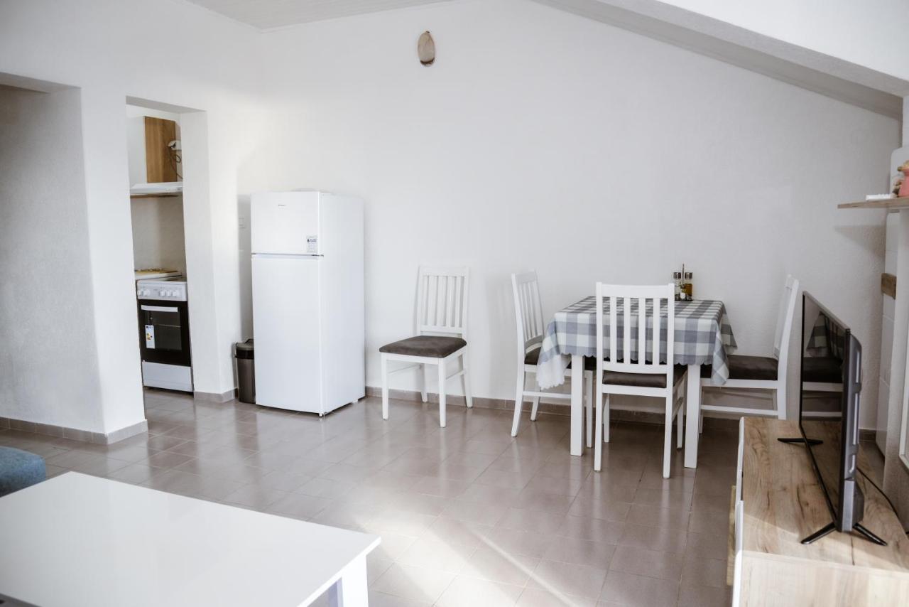 Iker Apartments Tivat Extérieur photo