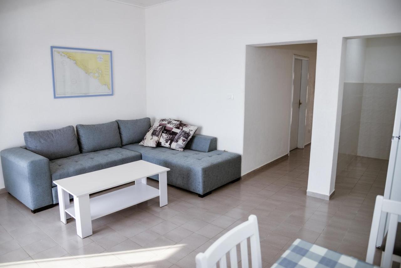 Iker Apartments Tivat Extérieur photo